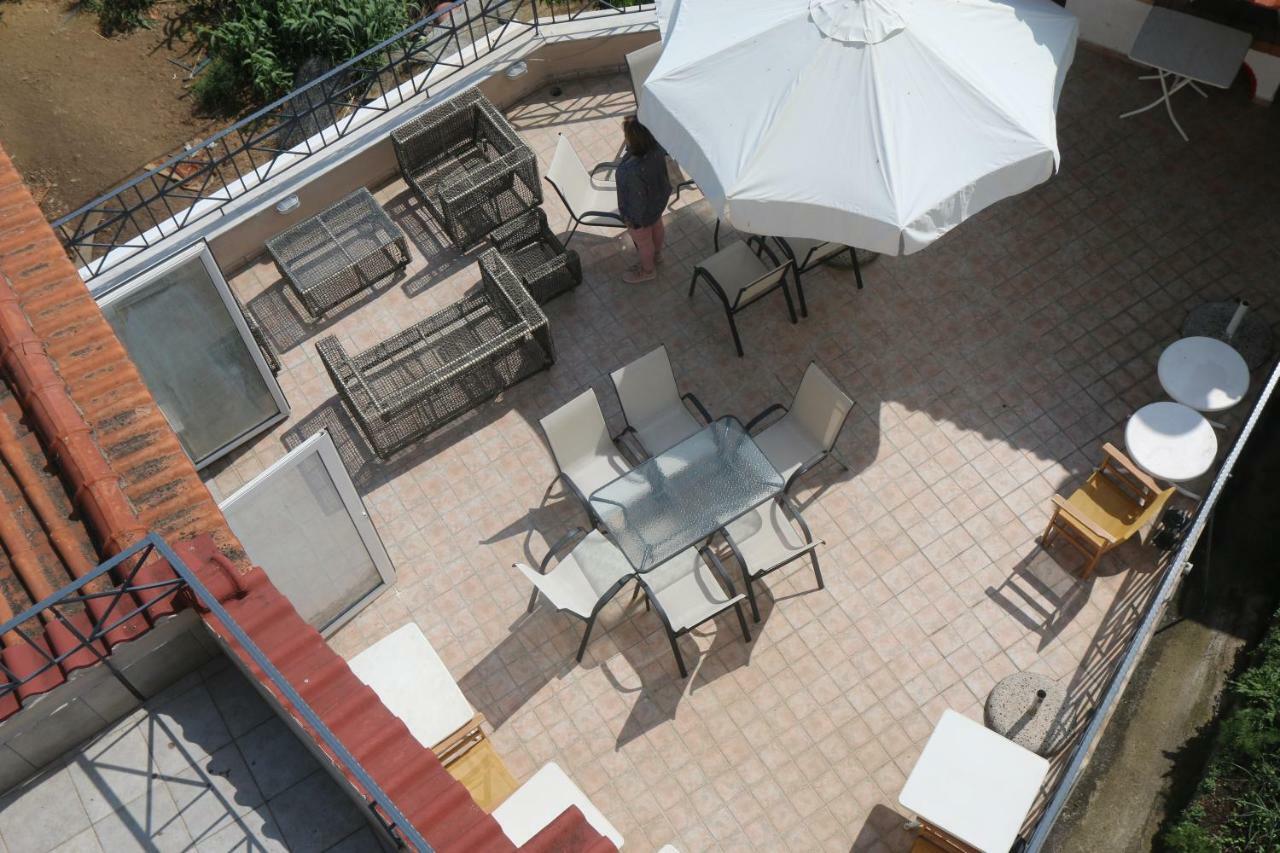 Hotel Christina - Happy Days Karítsa Exterior foto
